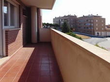Venta Piso Ávila. Piso de tres habitaciones en Calle Vereda del Esquileo. Buen estado primera planta con terraza