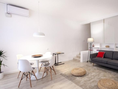 Loft de alquiler en Carrer del Camp, Sant Gervasi i la Bonanova