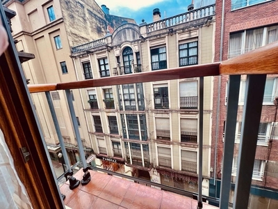 Alquiler de piso en Centro - Gijón de 1 habitación con terraza y muebles