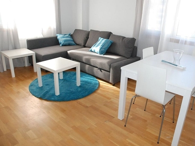 Alquiler de piso en Residencia - Abella de 2 habitaciones con muebles y calefacción