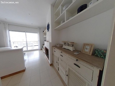 Apartamento turístico con vistas a mar y zona comunitaria con piscina HUTB-013339