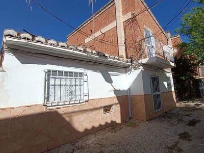 Chalet adosado en venta en Calle Jose Risueño, 18011, Granada (Granada)