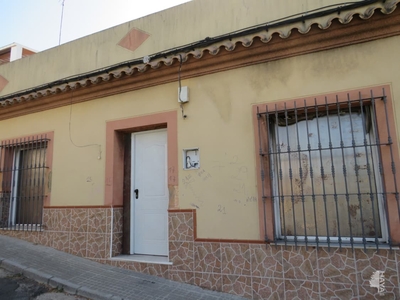 Chalet adosado en venta en Calle Juan De Avalos, 11130, Chiclana De La Frontera (Cádiz)