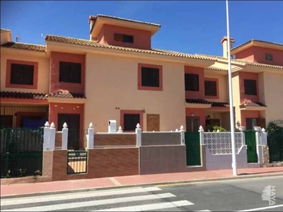 Chalet adosado en venta en Calle Manuel Vera Espinosa, Bajo, 03184, Torrevieja (Alicante)