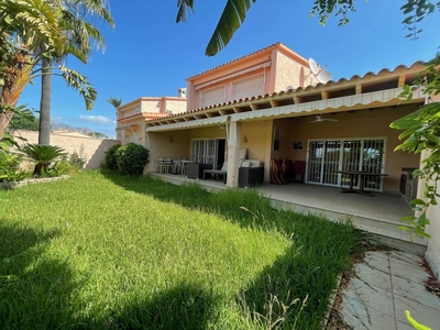 Chalet en venta en Rincón Bajo, Benidorm, Alicante