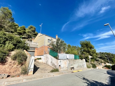 Chalet independiente en venta en Avenida De La Verge De Montserrat, 08259, Fonollosa (Barcelona)