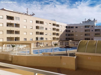 ESTUDIO EN TORREVIEJA CON PISCINA COMUNITARIA Y GARAJE