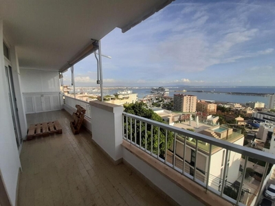 Excepcional piso con vista al Mar en Portopí-Palma