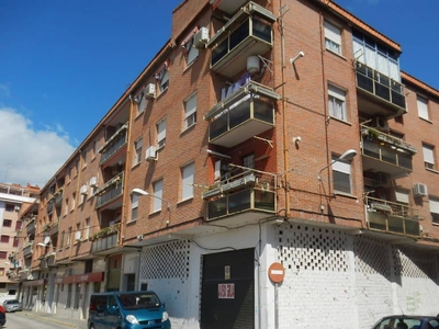 Piso en venta en Calle Calera, 2º, 45600, Talavera De La Reina (Toledo)