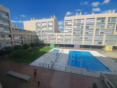 Venta de piso con piscina en El Vivero - Hospital - Universidad (Fuenlabrada)