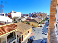 Venta Piso Almoradí. Piso de cuatro habitaciones en Purisima. Tercera planta con terraza