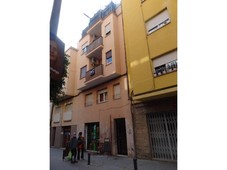Venta Piso Esplugues de Llobregat. Piso de tres habitaciones en Calle constancia. Buen estado segunda planta con terraza