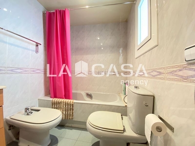 Ático con 3 habitaciones con calefacción en Badalona