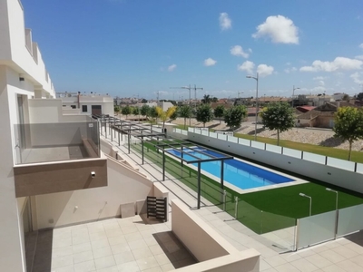 Casa-Chalet en Venta en Pilar De La Horadada Alicante