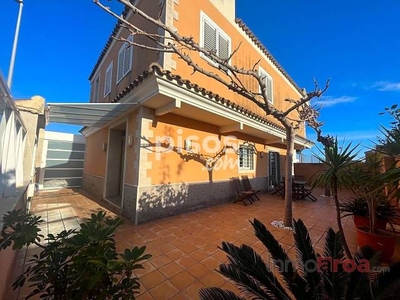 Chalet en venta en Carrer de La Llum en Zona Platges por 320.000 €