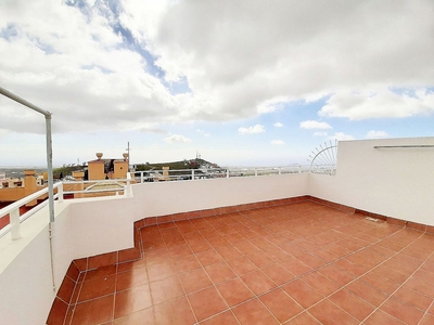Alquiler de ático en Granadilla de Abona ciudad de 1 habitación con terraza y muebles