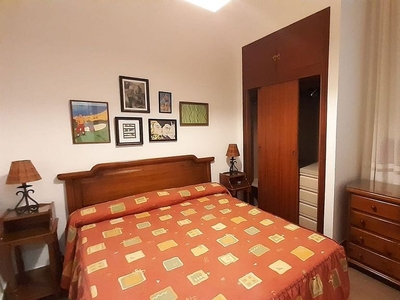 Alquiler de piso en calle Alfonso Xxii de 2 habitaciones con muebles y balcón