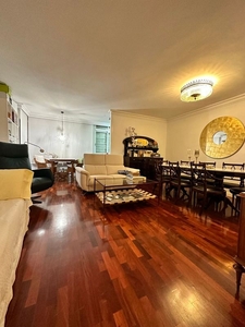 Piso en venta en San Antón de 3 habitaciones con terraza y aire acondicionado
