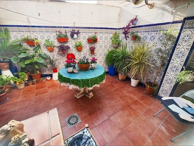 Venta de dúplex en Rincón de Beniscornia de 5 habitaciones con terraza y garaje