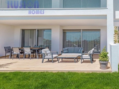 Venta de piso en El Padrón - El Velerín - Voladilla de 2 habitaciones con terraza y piscina