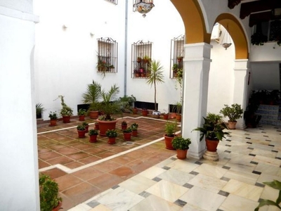 Venta de piso en Sta. Marina - San Andrés - San Pablo - San Lorenzo de 4 habitaciones con aire acondicionado y calefacción