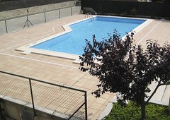 AT097 Torrepark: Centric apartment with communal pool.