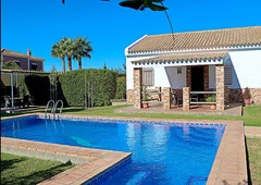 Casa para 6 personas con piscina y jardin privado