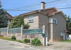 Casa familiar grande con piscina privada