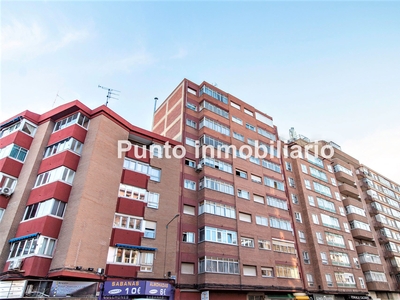 Alquiler de piso con terraza en Centro (Valladolid)