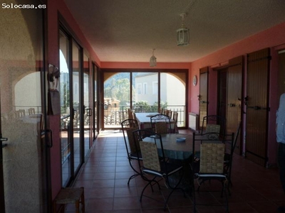 Bonita villa, lista para entrar a vivir, situada a 1 km de La Font d’en Carròs