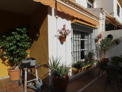 Casa adosada en venta en Platero - El Limón