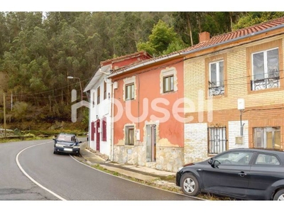 Casa en venta de 58m² en calle Santa Lucia, 33619 Mieres (Asturias)
