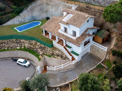 Casa / villa de 261m² en venta en Cabrils, Barcelona