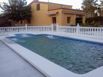 Chalet en Elche