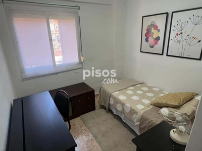 Habitaciones en C/ Calle Segismundo Moret, Málaga Capital por 440€ al mes