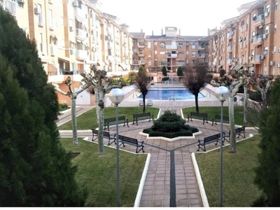Venta de piso con piscina y terraza en Centro (Córdoba), Parque Azahara