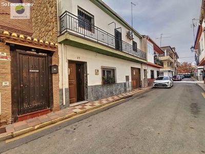 Casa junto a Colegio Nazaríes de Armilla