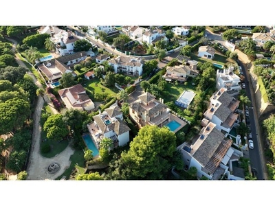 Villa de lujo de 4 dormitorios 6 baños en eL centro de Marbella