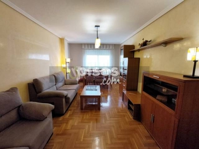 Apartamento en venta en Avda. Burgos
