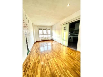 Apartamento en venta en Calle Luis Suárez Ximielga