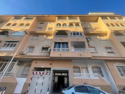 Apartamento en venta en Parque de las Naciones, Torrevieja, Alicante