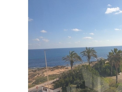 Cabo Cervera. Vistas al mar, al lado de la playa