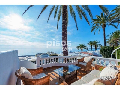 Casa adosada en venta en Lomas de Marbella Club-Puente Romano