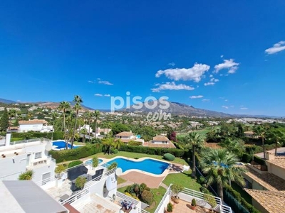 Casa adosada en venta en Los Naranjos-Las Brisas