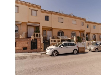 Casa para comprar en Ogíjares, España