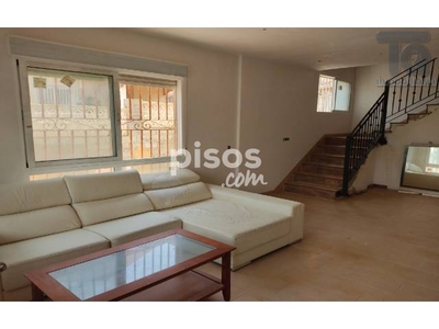 Chalet en venta en Calle Junto A Multicines Hornillo