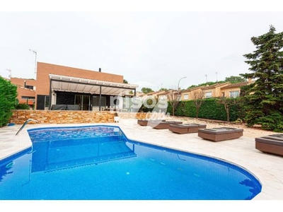 Chalet en venta en Vallromanes