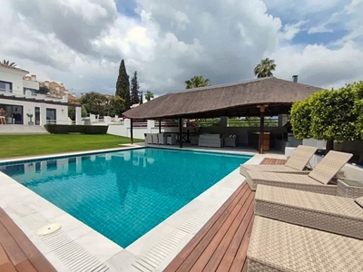 Nueva Andalucia villa en venta