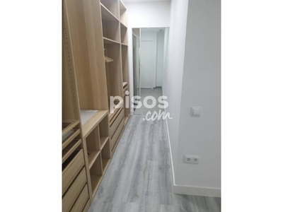 Piso en venta en Carrer de la Indústria, cerca de Carrer de Padilla