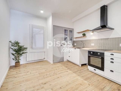 Piso en venta en La Vila de Gràcia